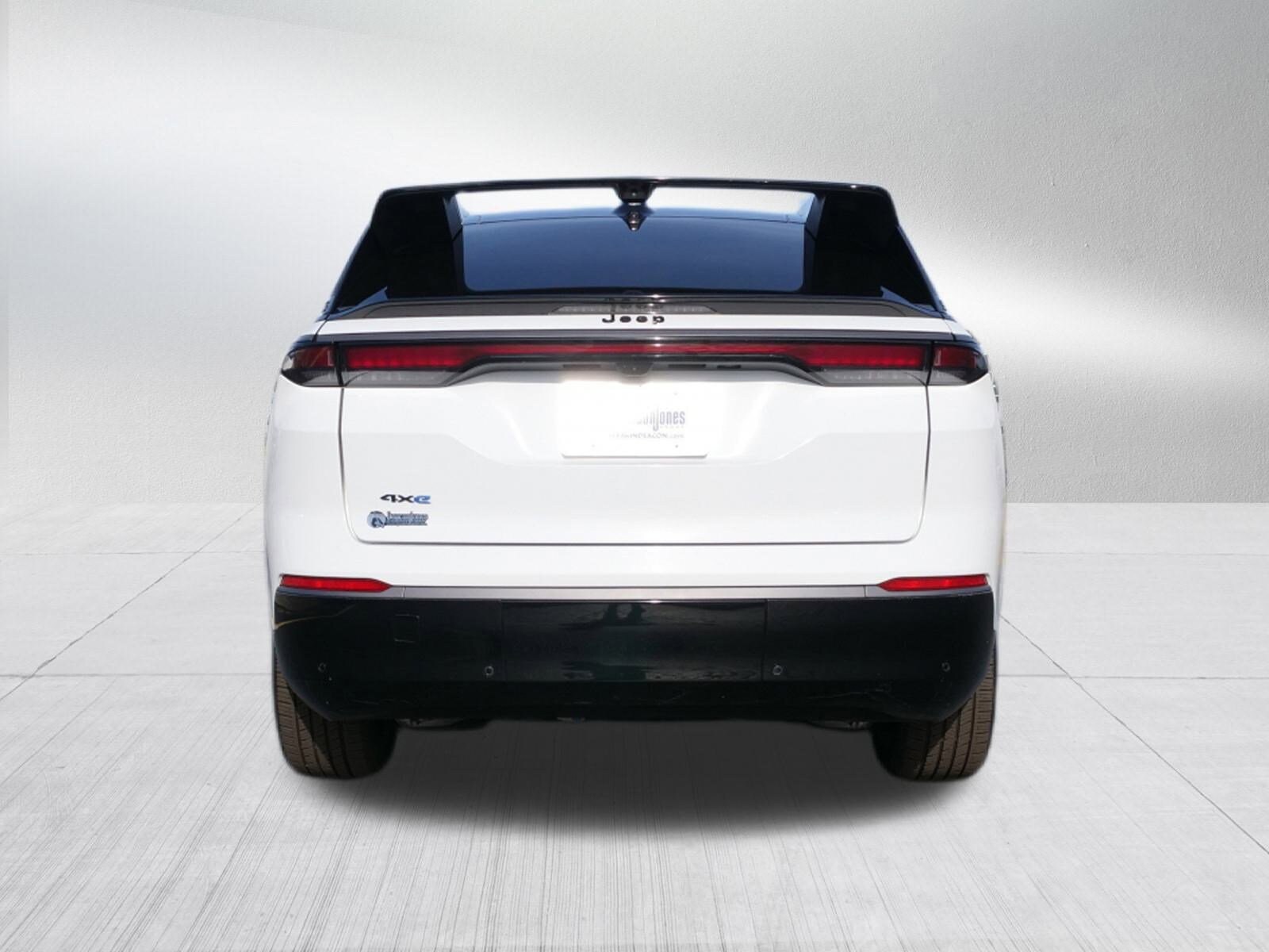 2024 Jeep Wagoneer S Launch Edition photo 4