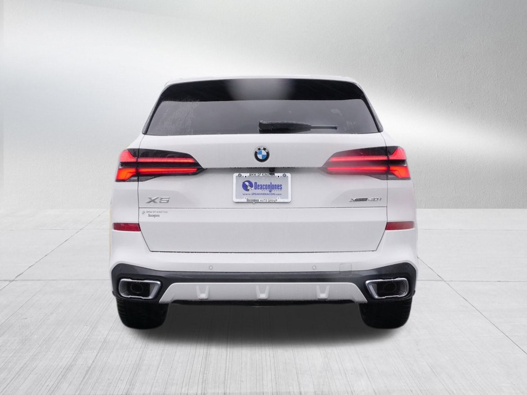 New 2026 BMW X5 xDrive40i SUV
