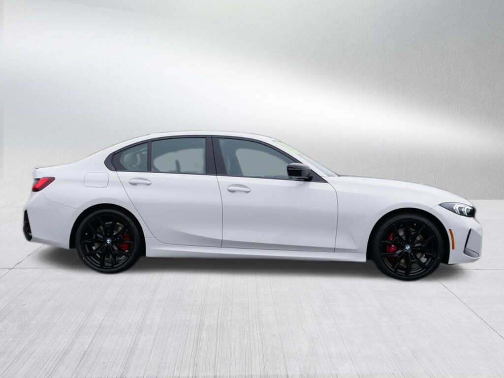 New 2026 BMW 330i Sedan