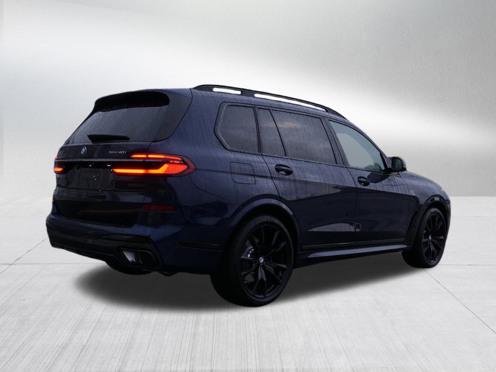 New 2026 BMW X7 xDrive40i SUV