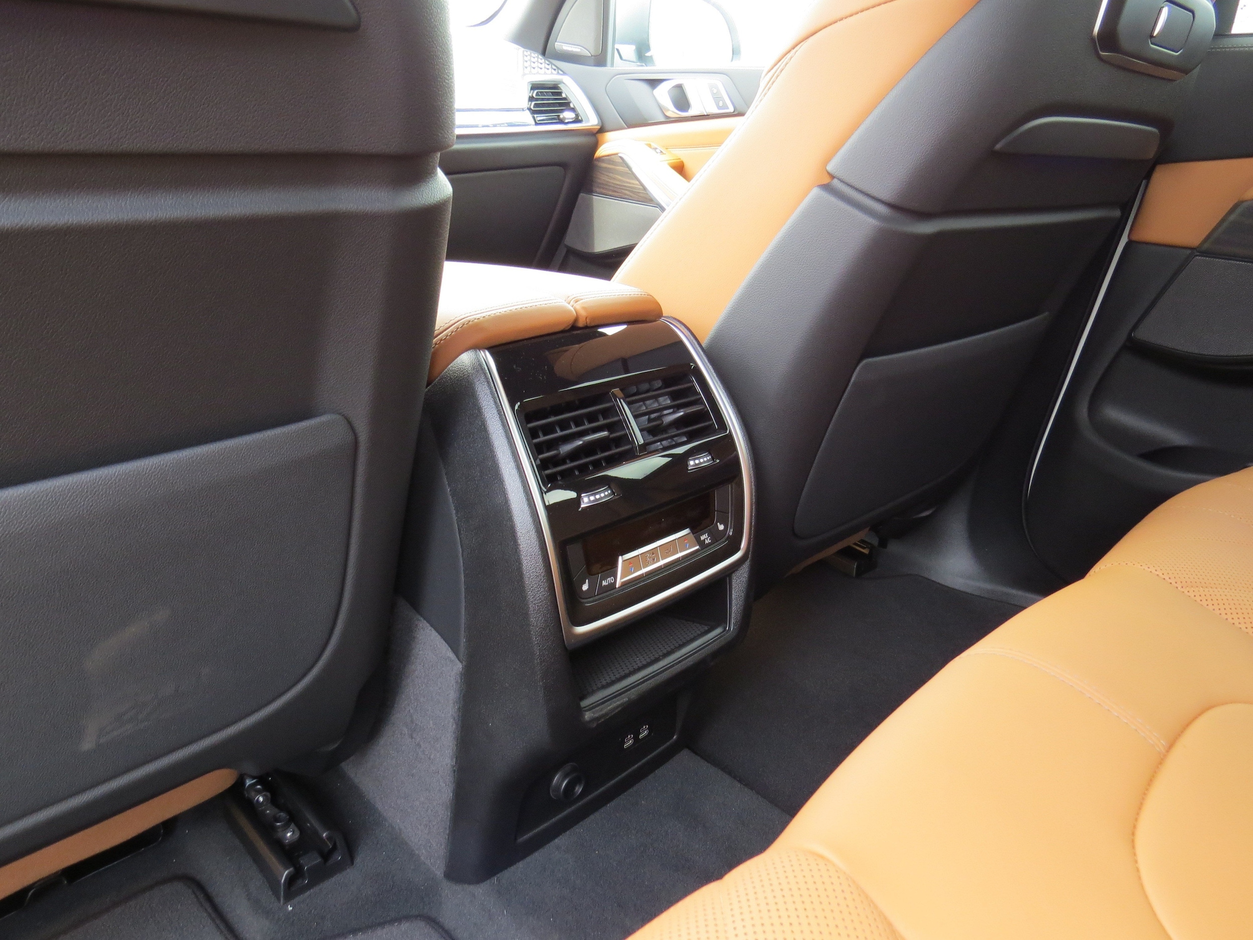 2026 BMW X5 40i - Photo 12