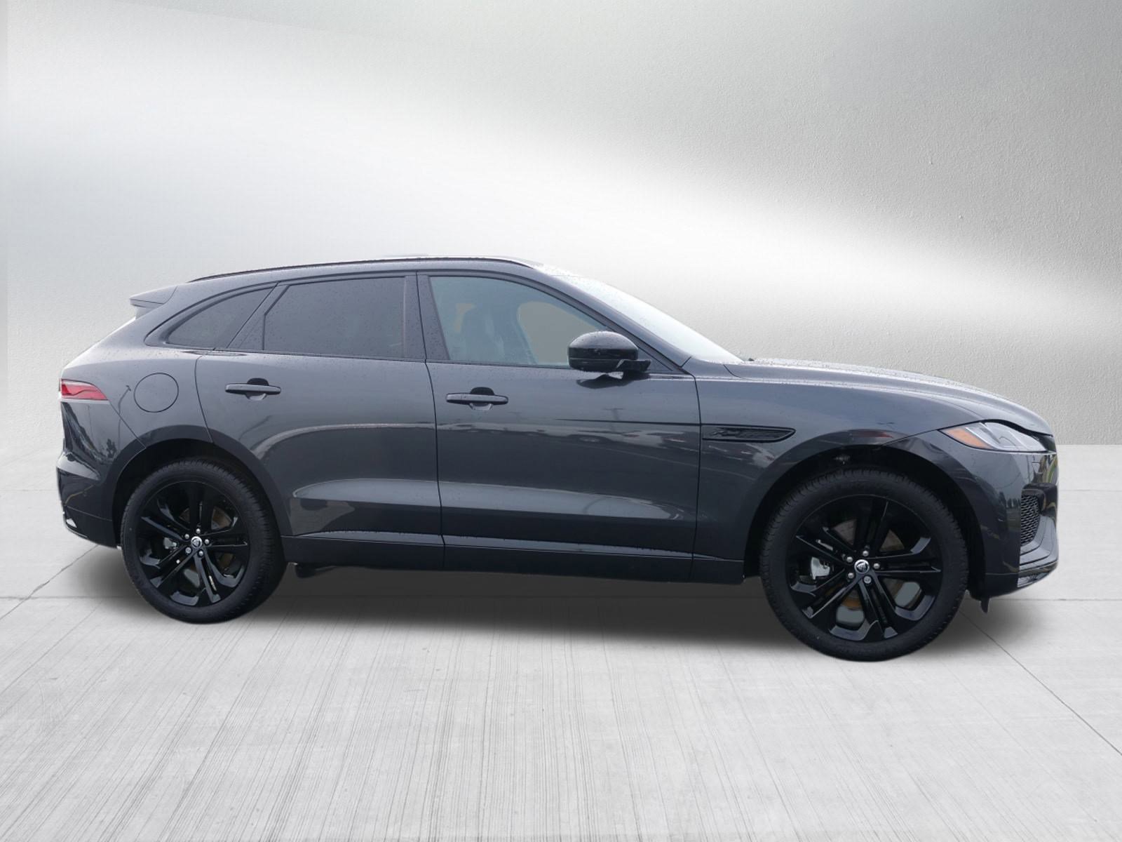 2025 Jaguar F-PACE P250 R-Dynamic S photo 2