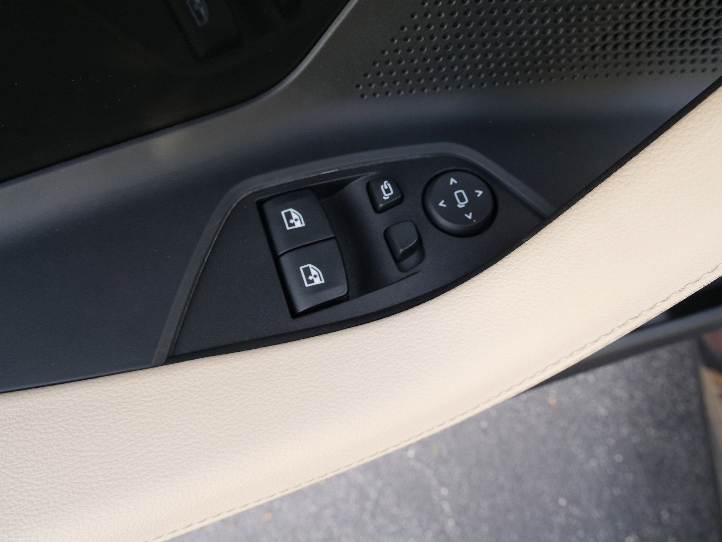 2026 BMW 2 Series 230i - Photo 16