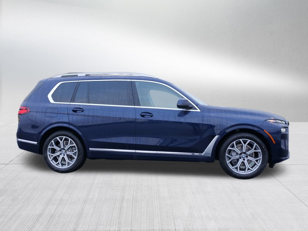 New 2026 BMW X7 xDrive40i SUV