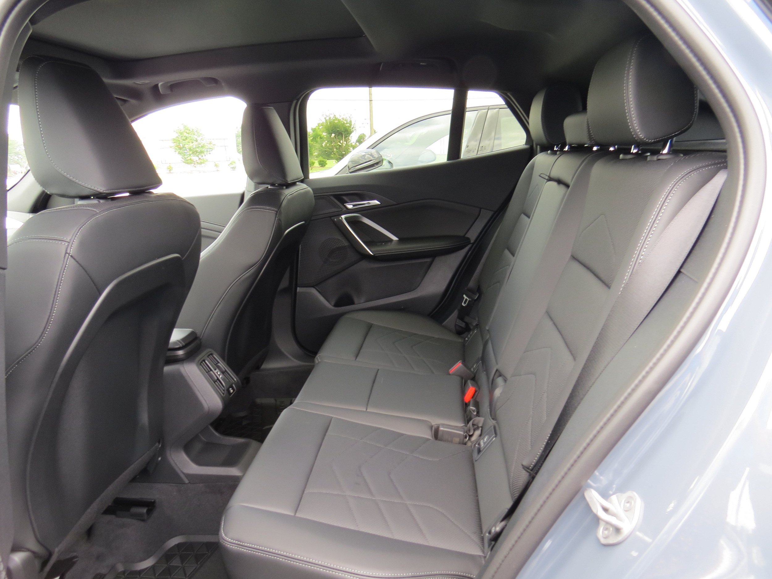 2026 BMW X2 28i - Photo 11