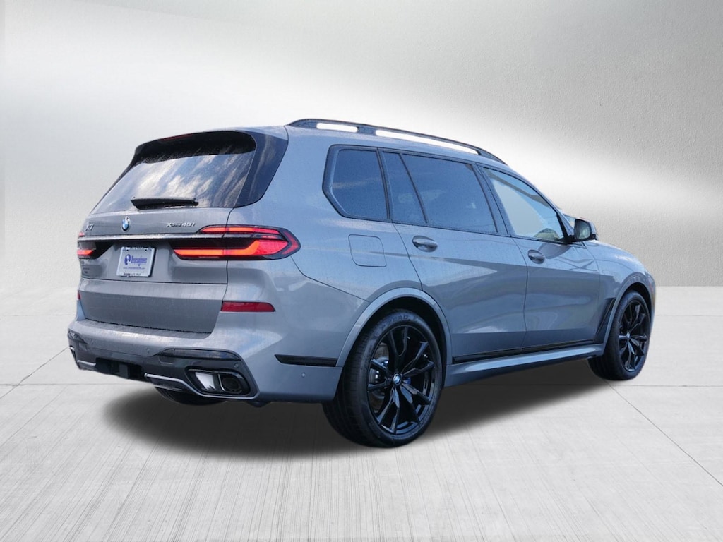 New 2026 BMW X7 xDrive40i SUV