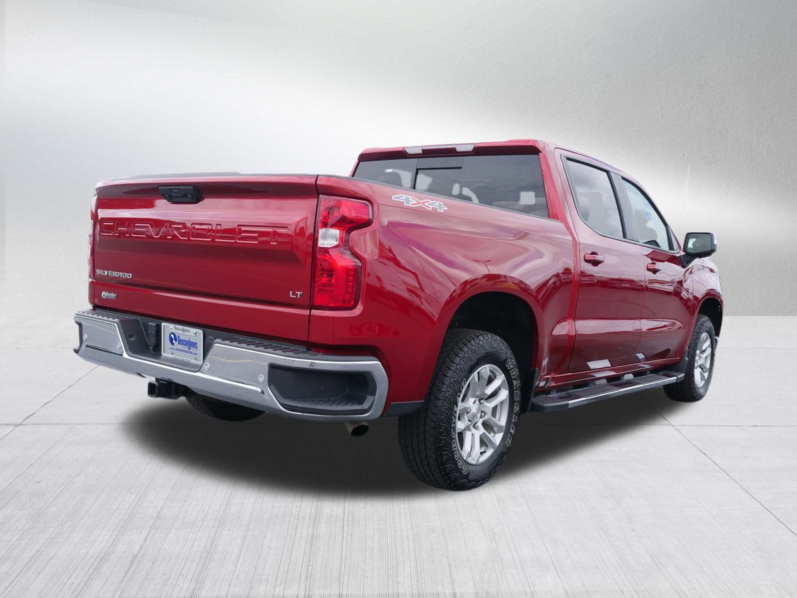 2024 Chevrolet Silverado 1500 LT photo 3