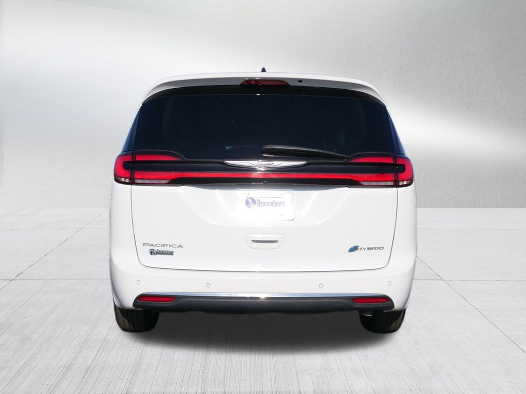 Used 2023 Chrysler Pacifica Plug-In Hybrid Touring L Van Passenger Van
