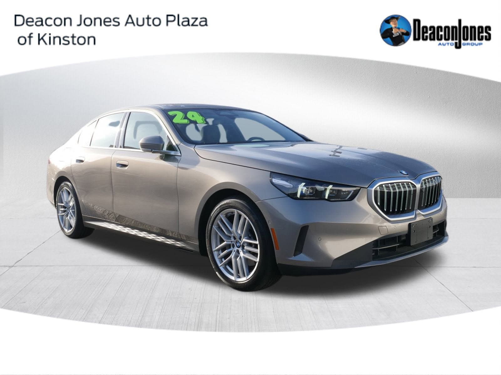 2024 BMW 5 Series 530i's photo