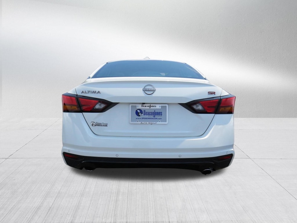 Used 2024 Nissan Altima 2.5 SR Sedan