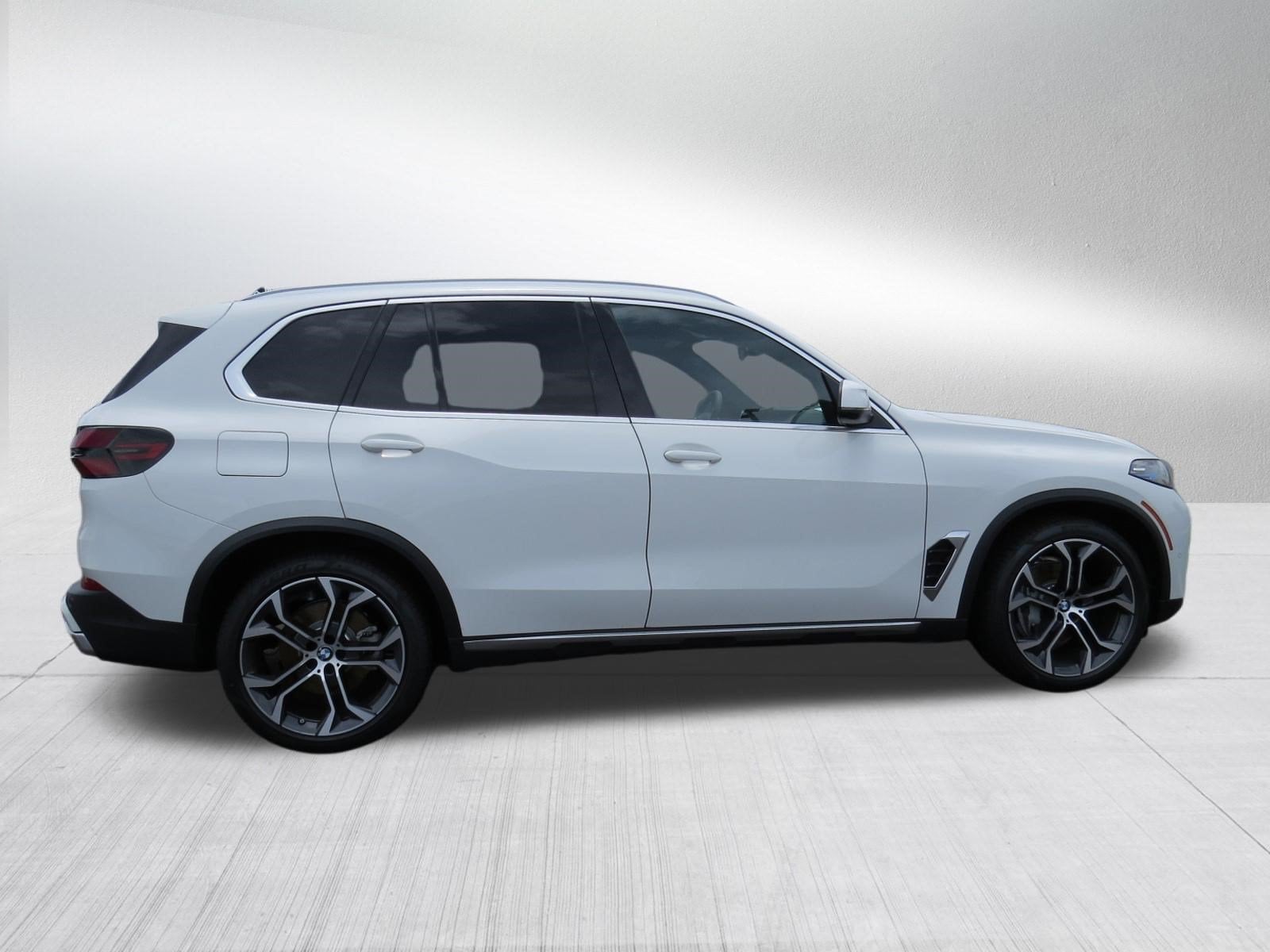 2026 BMW X5 40i - Photo 8