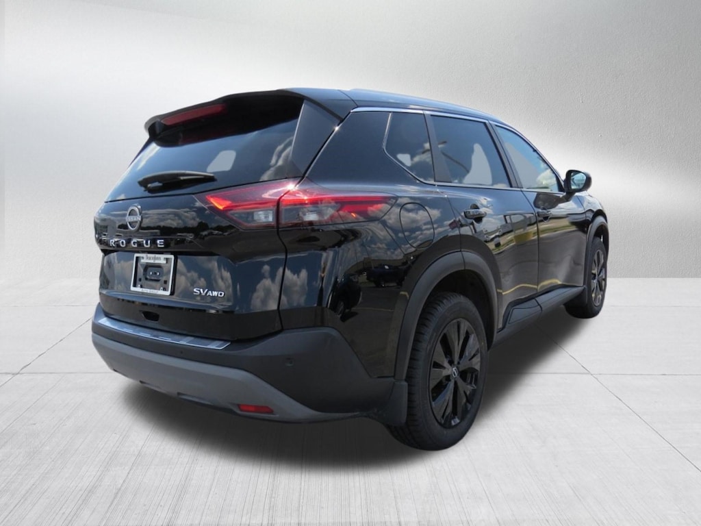 Used 2023 Nissan Rogue SV SUV