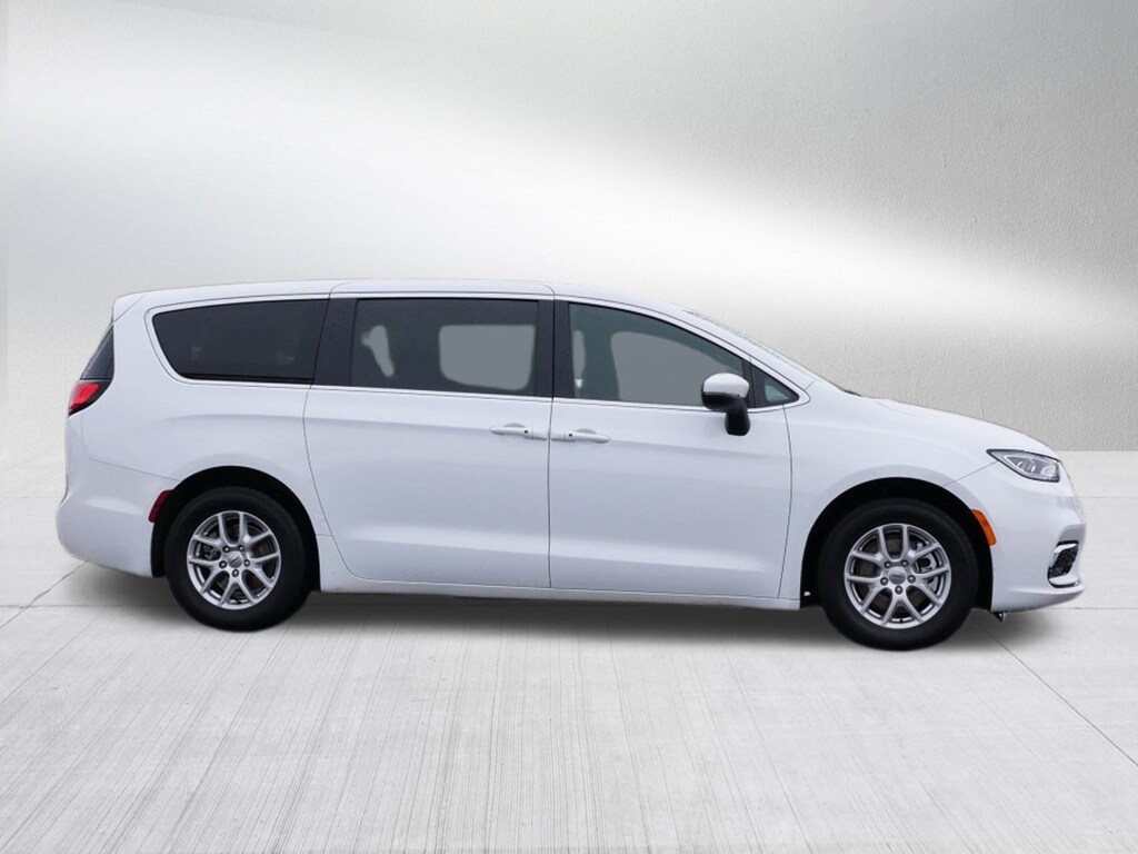 Used 2023 Chrysler Pacifica Touring Van Passenger Van