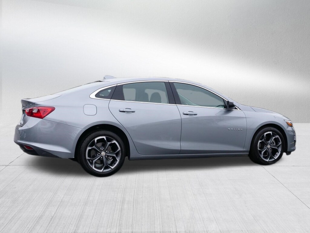 Used 2025 Chevrolet Malibu 1LT Sedan