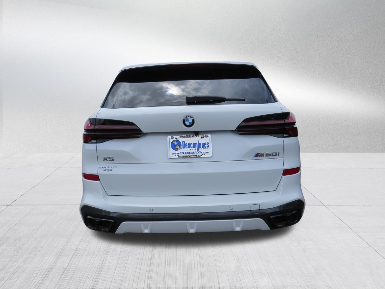 2026 BMW X5 M60i - Photo 6