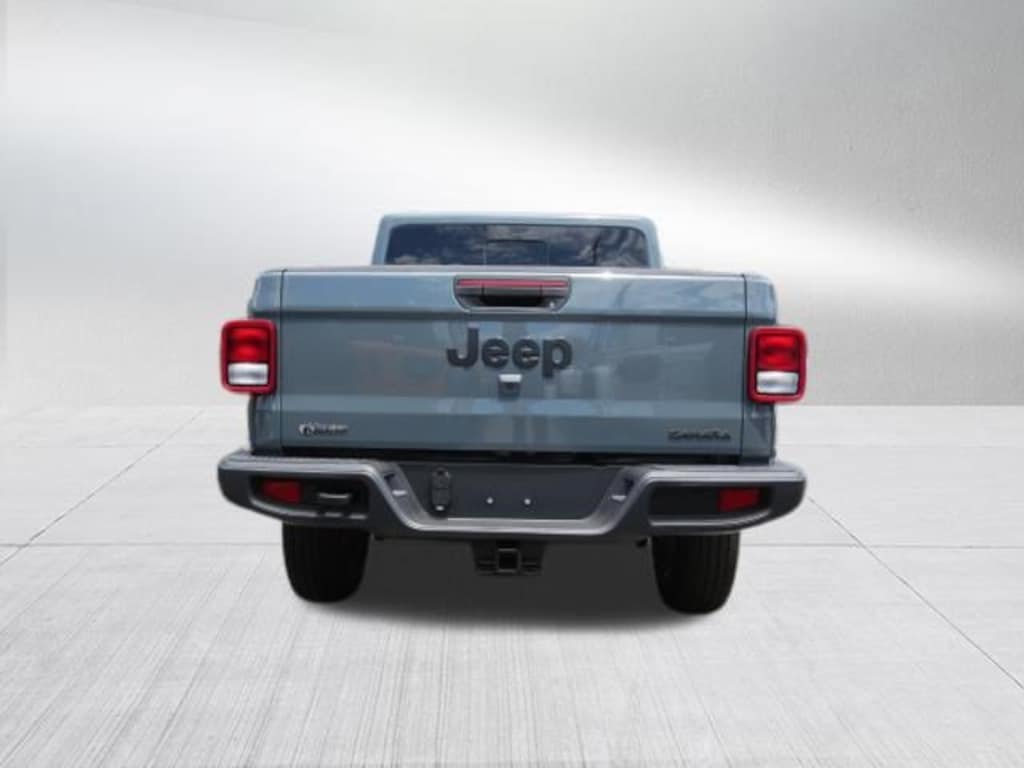 New 2026 Jeep Gladiator Sahara Pickup
