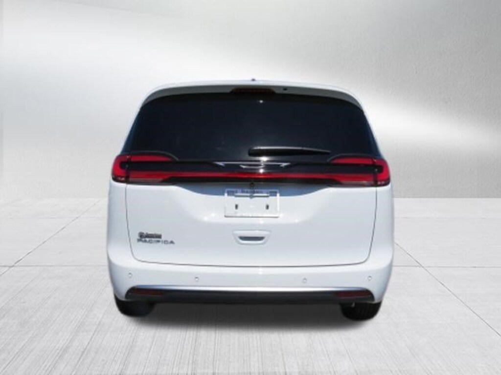 New 2027 Chrysler Pacifica Select Passenger Van