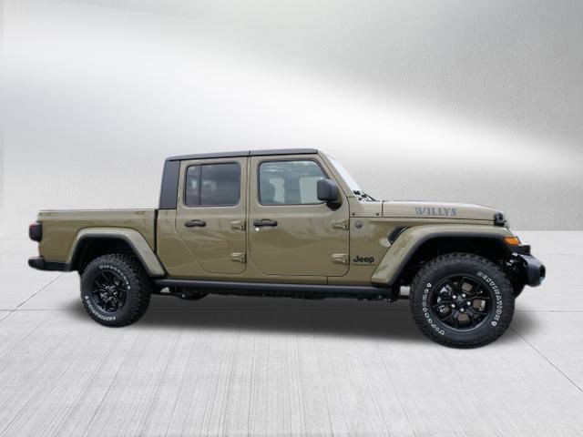 2025 Jeep Gladiator Willys photo 2