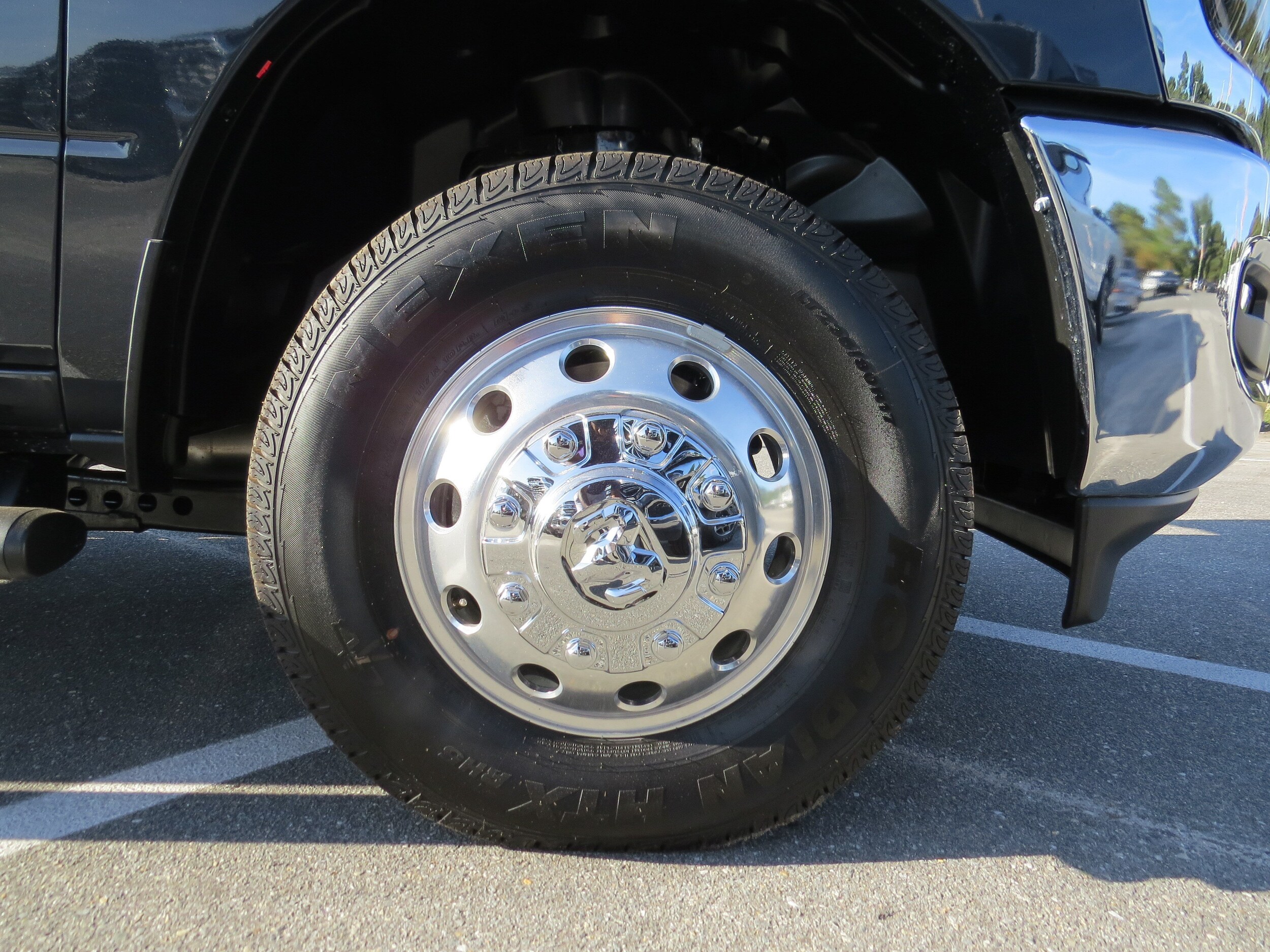 2026 RAM 3500 Chassis Tradesman - Photo 10
