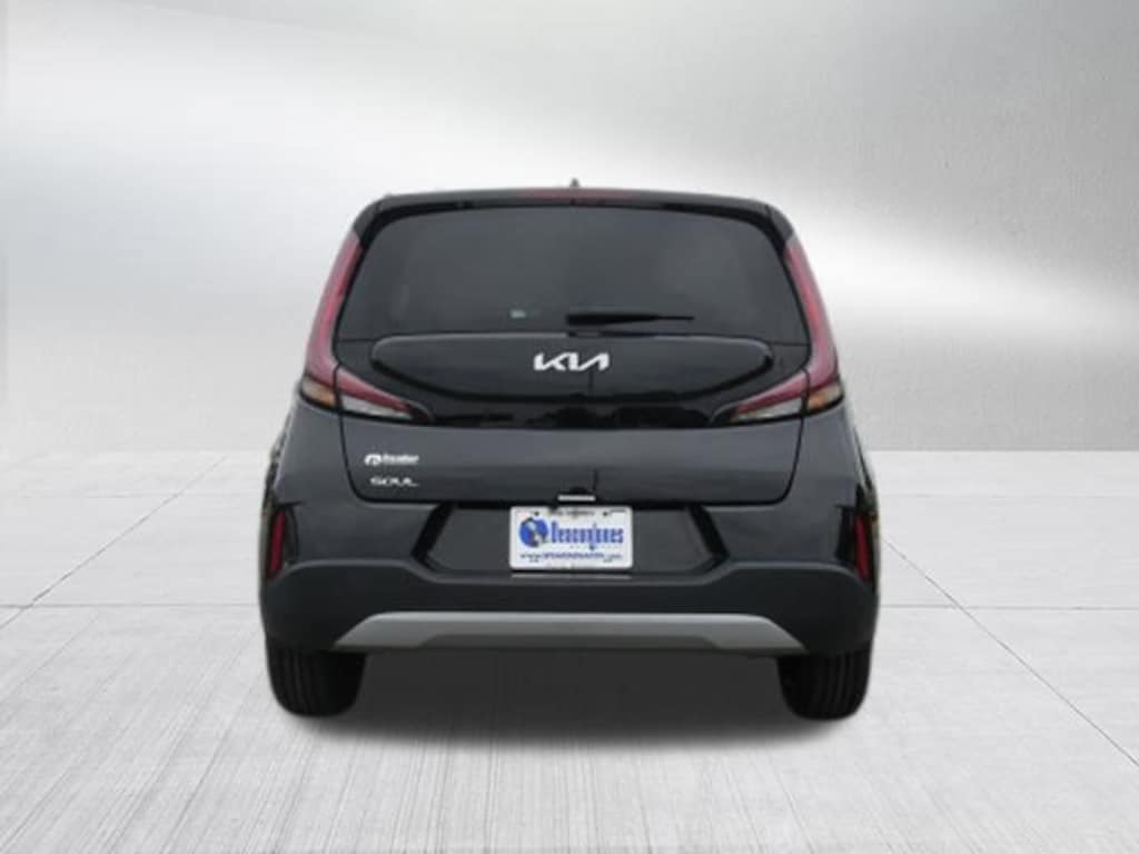Used 2024 Kia Soul LX Hatchback