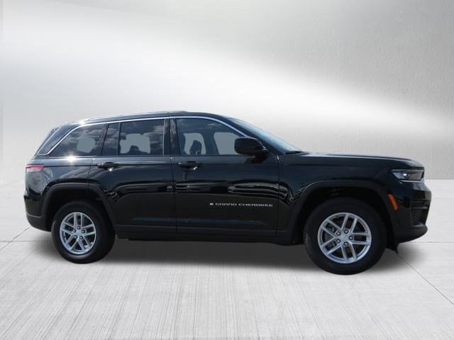 Used 2023 Jeep Grand Cherokee Laredo with VIN 1C4RJHAG6P8883175 for sale in Smithfield, NC