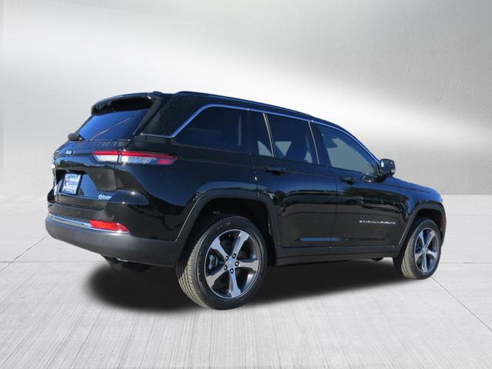 2024 Jeep Cherokee 4xe Base photo 3
