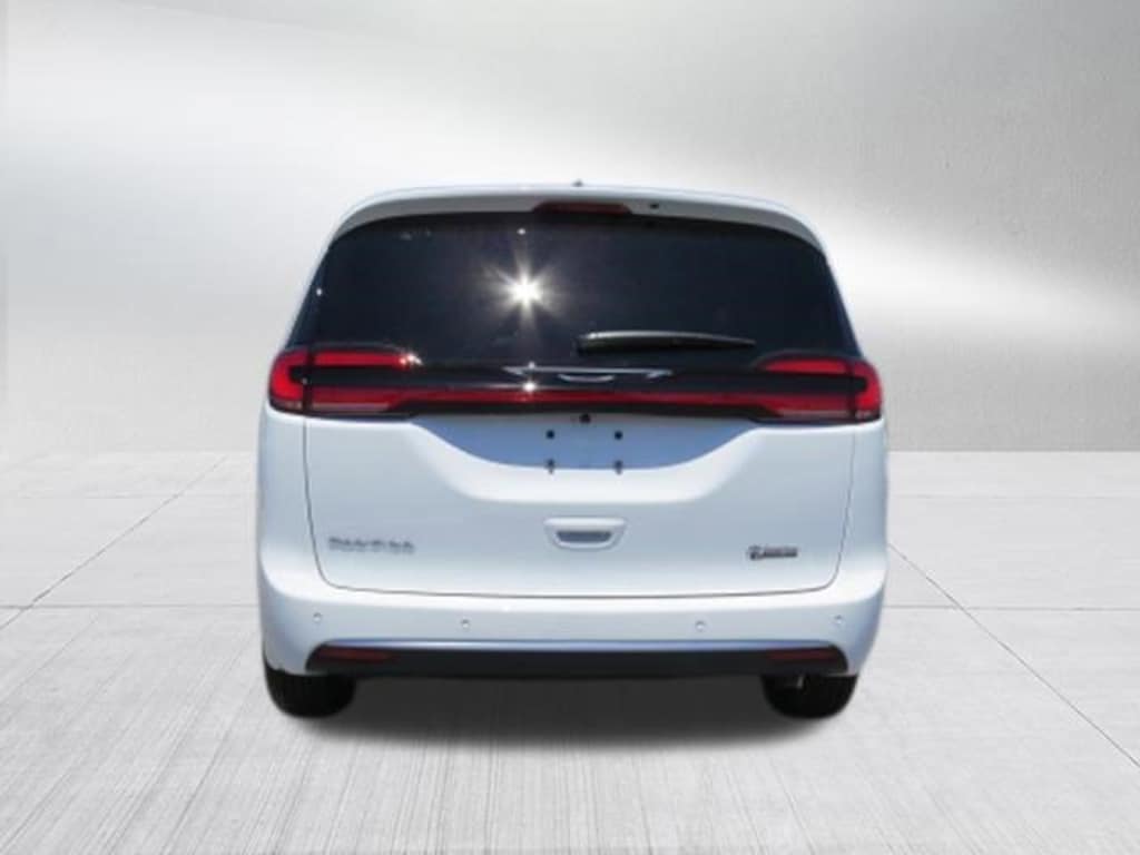 New 2027 Chrysler Pacifica SELECT Passenger Van