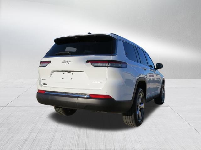 2025 Jeep Grand Cherokee Limited photo 3