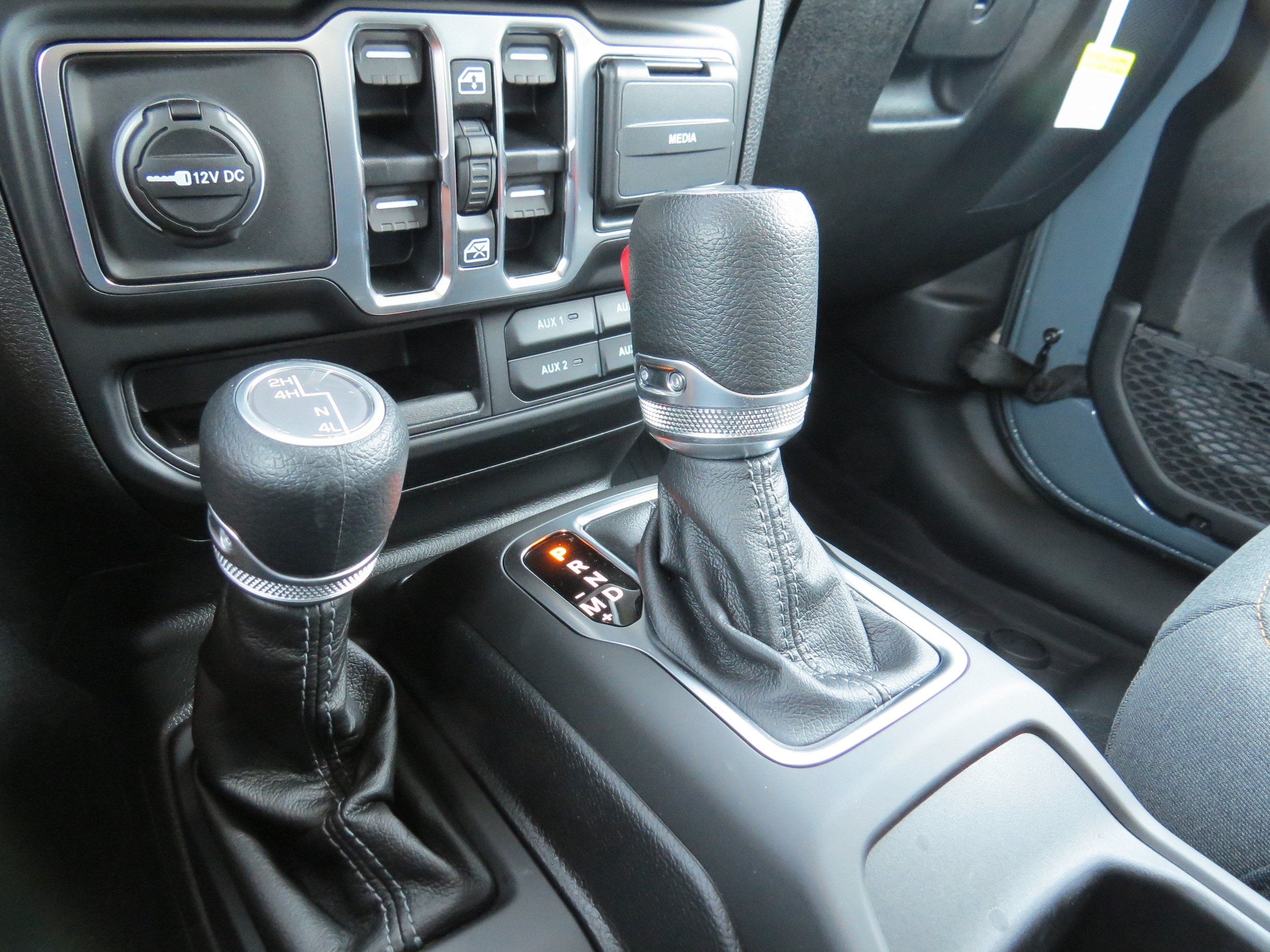 2025 Jeep Wrangler 4-Door Sport S - Photo 20