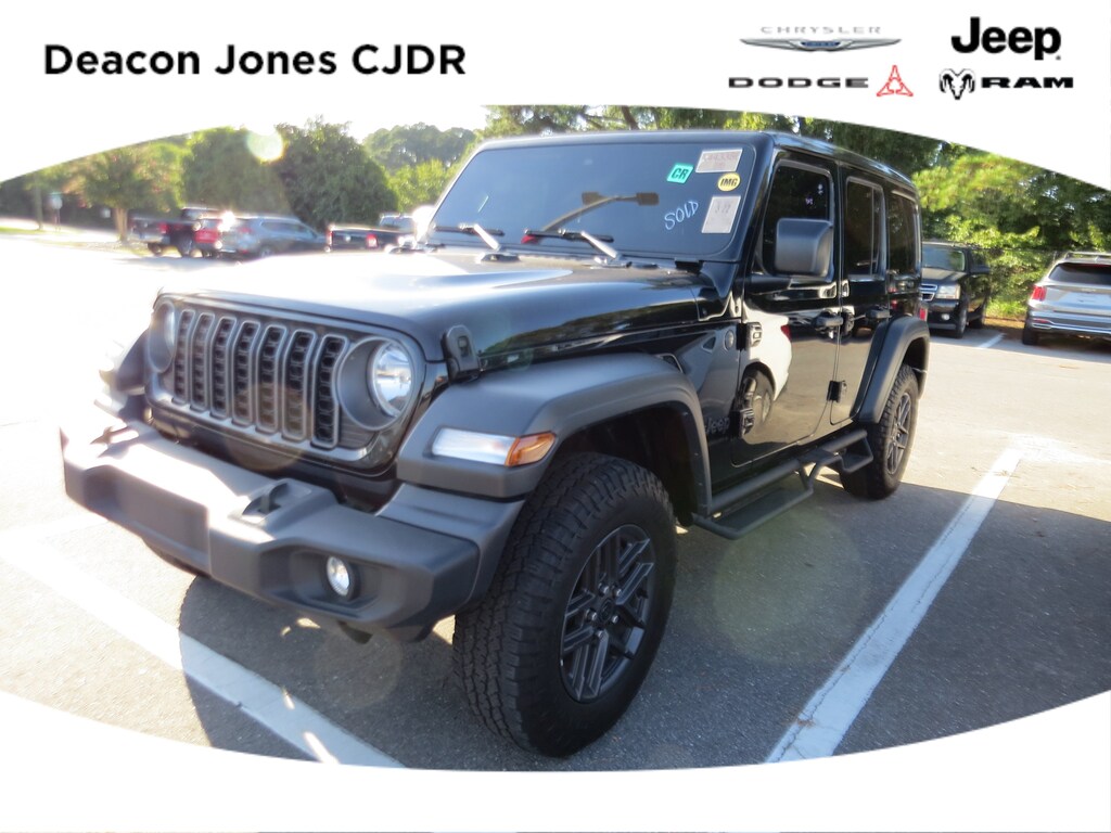 Used 2025 Jeep Wrangler Sport SUV