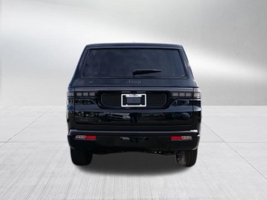 New 2026 Jeep Grand Wagoneer Limited Reserve Sport Utility