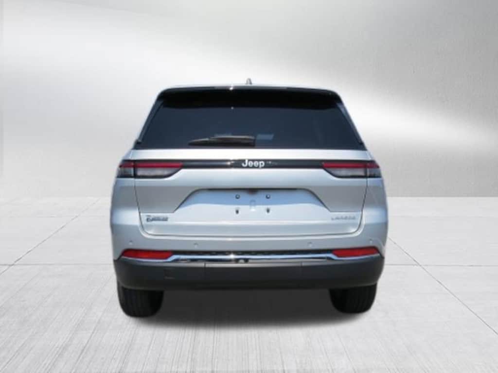 Certified 2024 Jeep Grand Cherokee Laredo SUV