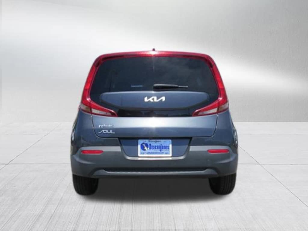 Used 2022 Kia Soul LX Hatchback