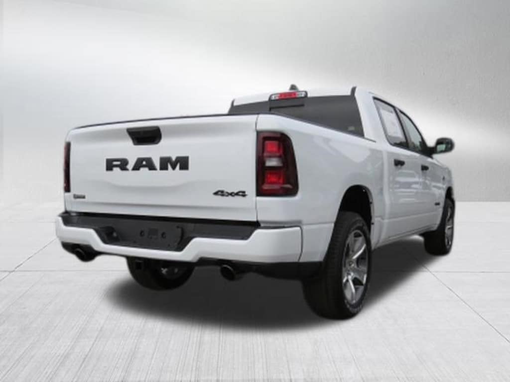 New 2026 Ram 1500 Express Pickup