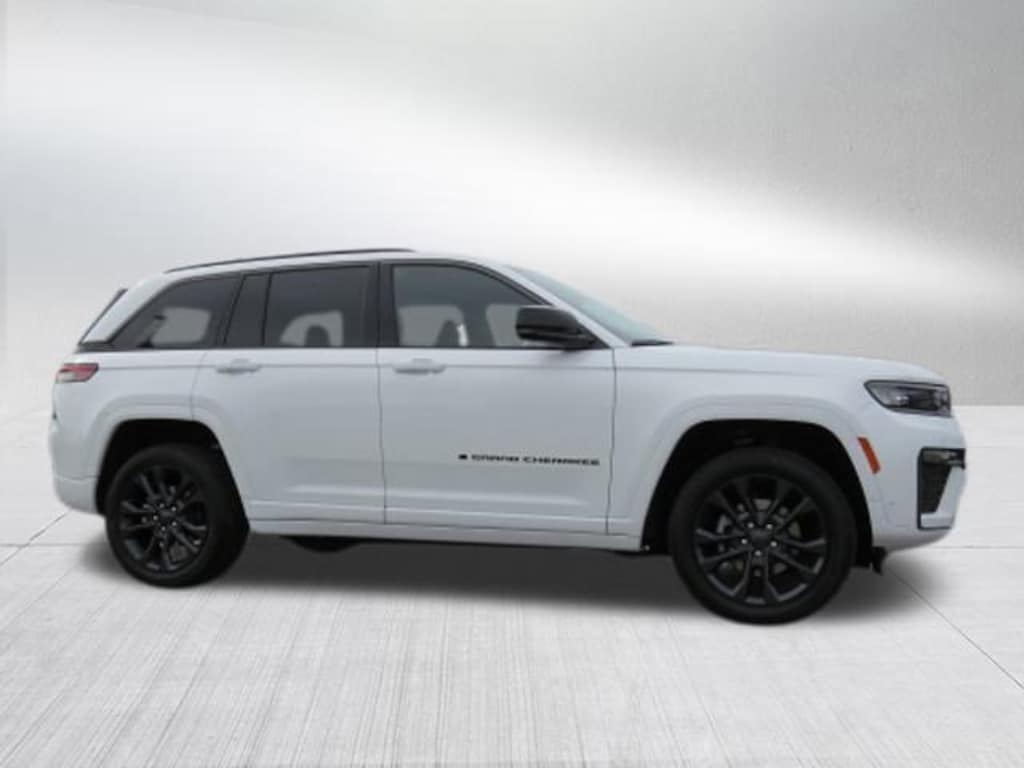 New 2026 Jeep Grand Cherokee Limited Reserve Sport Utility
