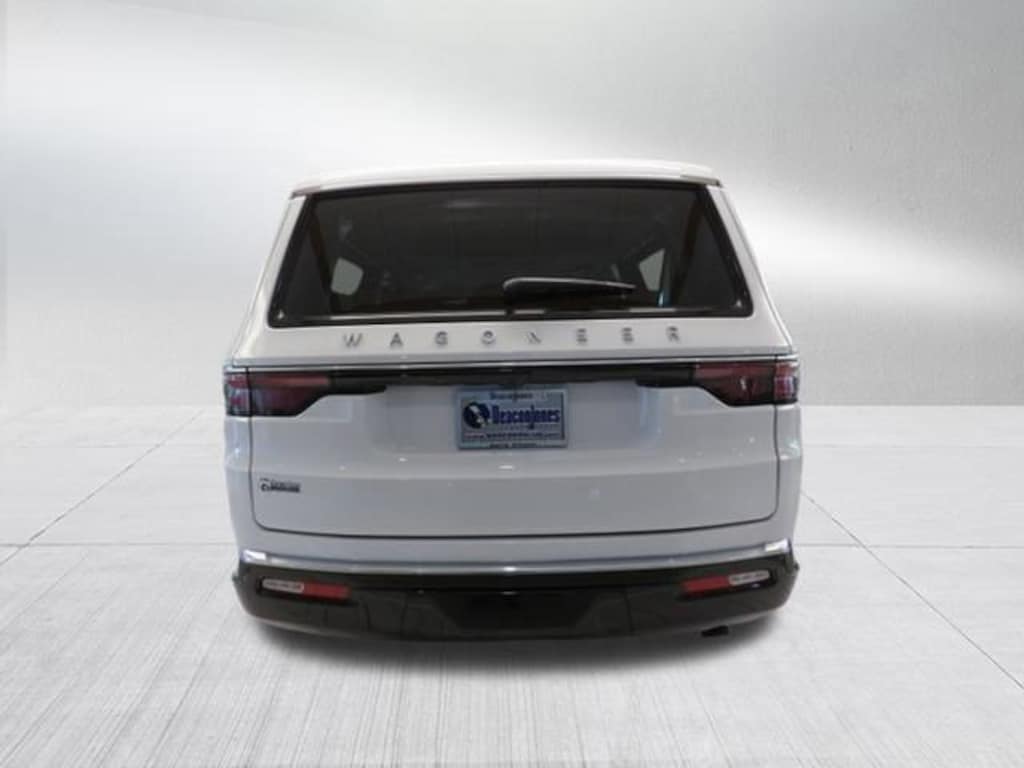 New 2025 Jeep Wagoneer L Series III Sport Utility