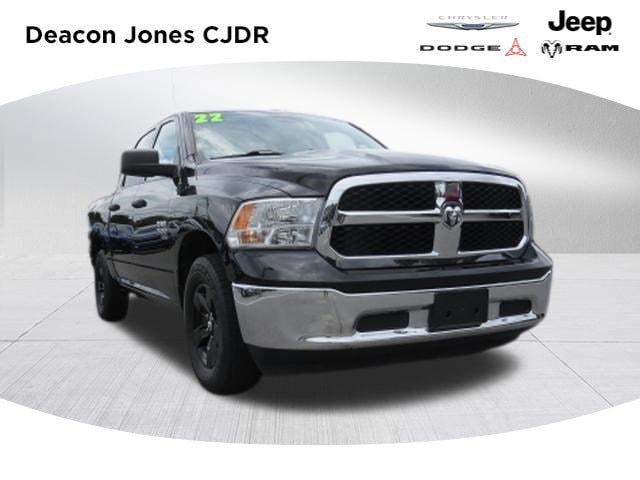 2022 RAM 1500 Classic SLT Crew Cab 5'7's photo