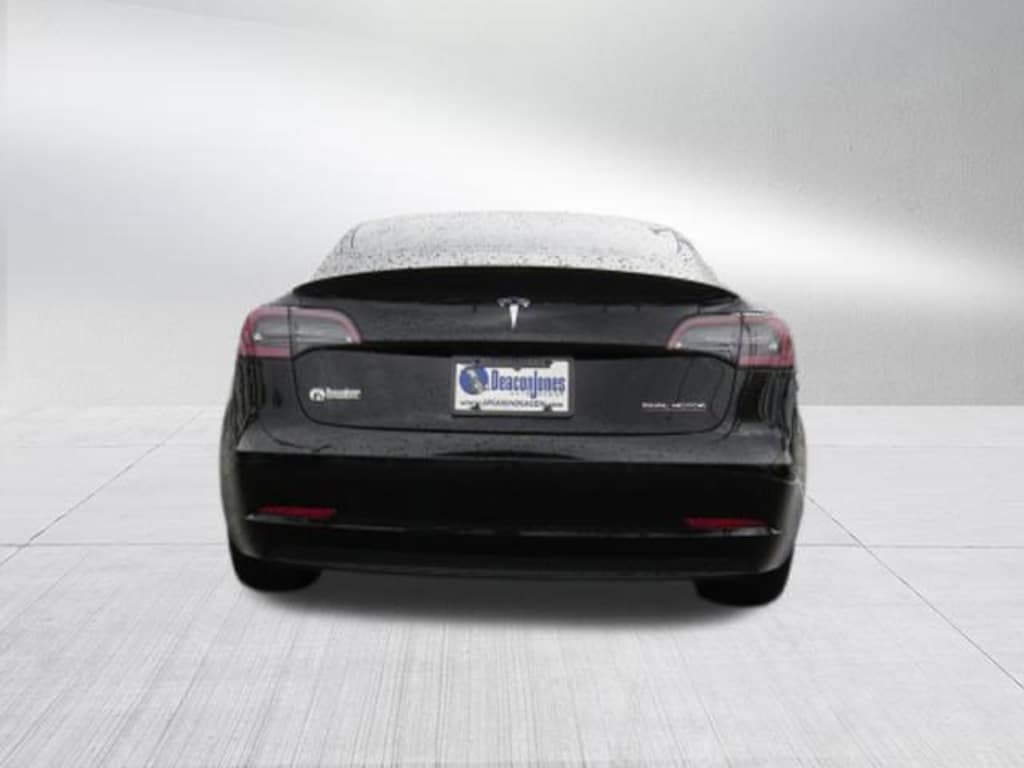Used 2022 Tesla Model 3 Performance Sedan