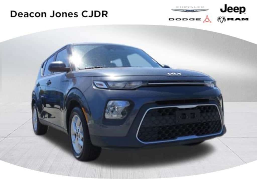 Used 2022 Kia Soul LX Hatchback