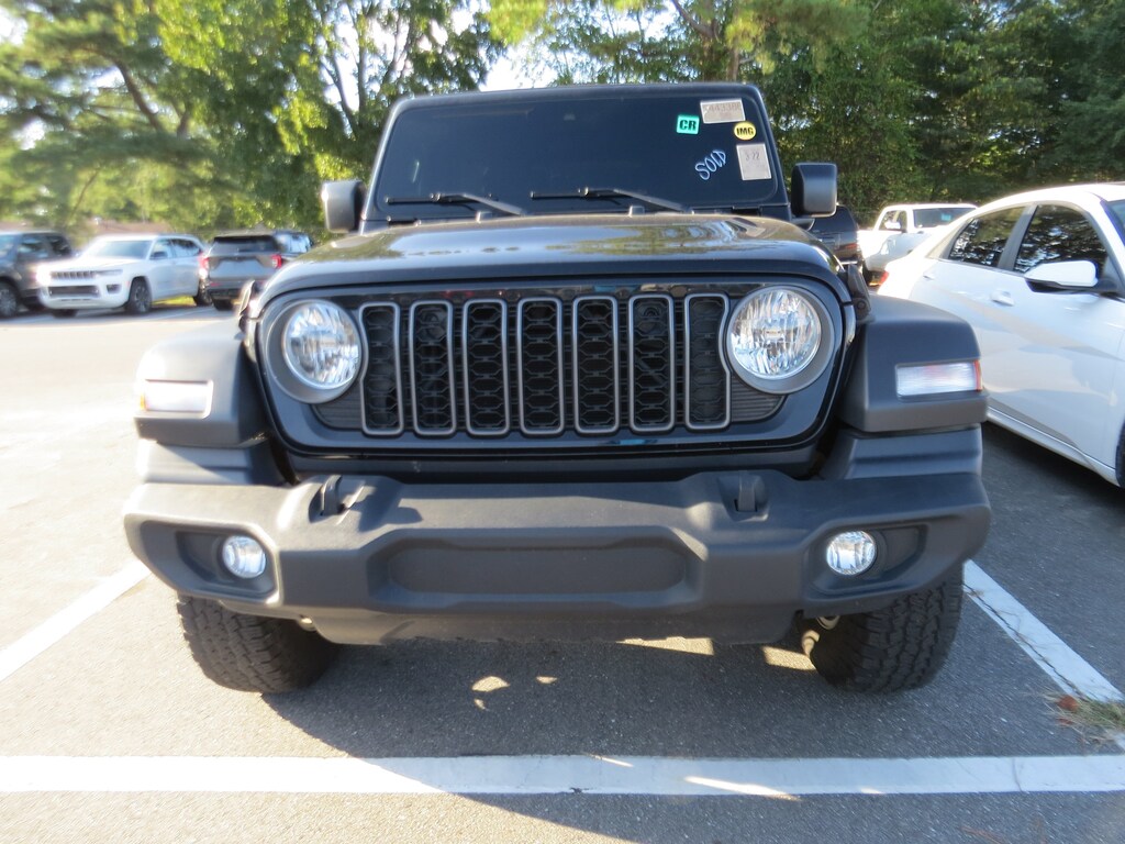 Used 2025 Jeep Wrangler Sport SUV
