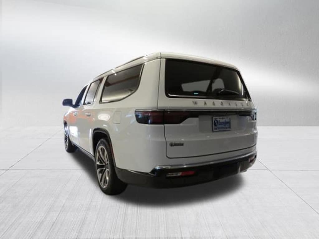 New 2025 Jeep Wagoneer L Series III Sport Utility