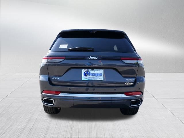 2025 Jeep Grand Cherokee Summit Reserve photo 4