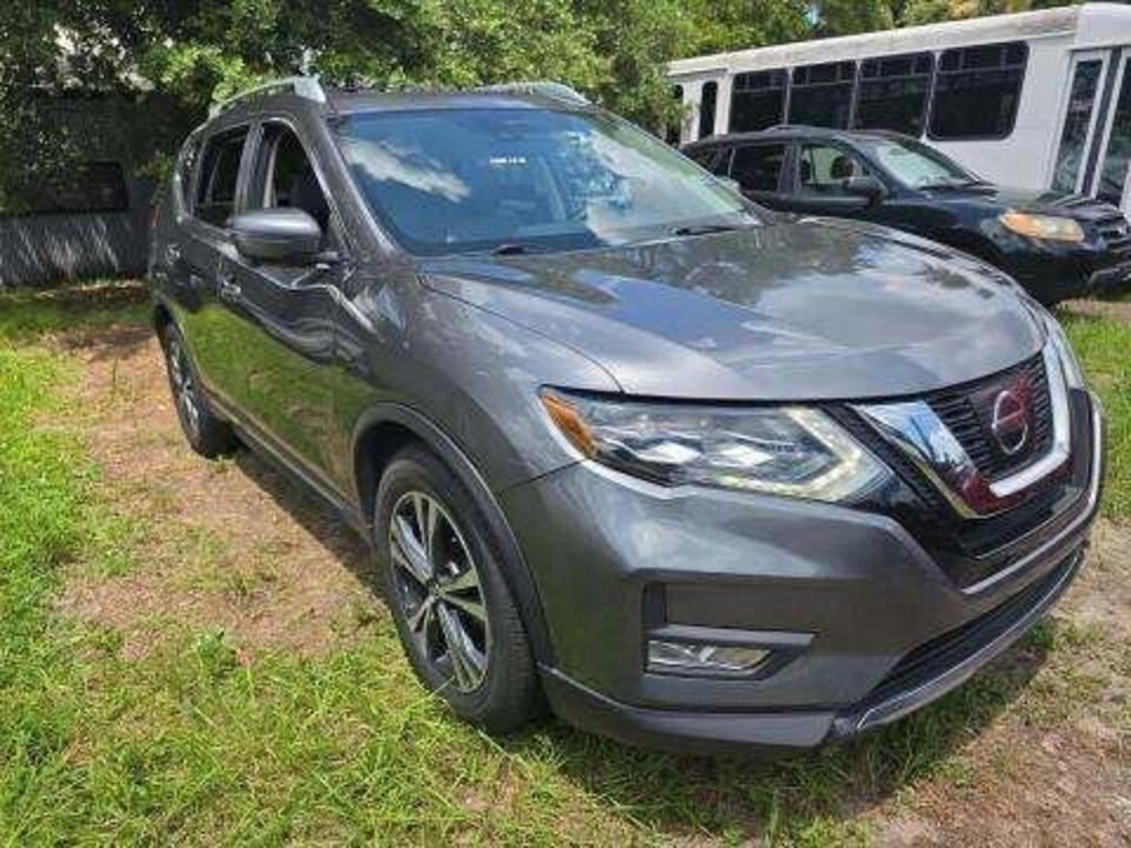 Used 2017 Nissan Rogue SL SUV
