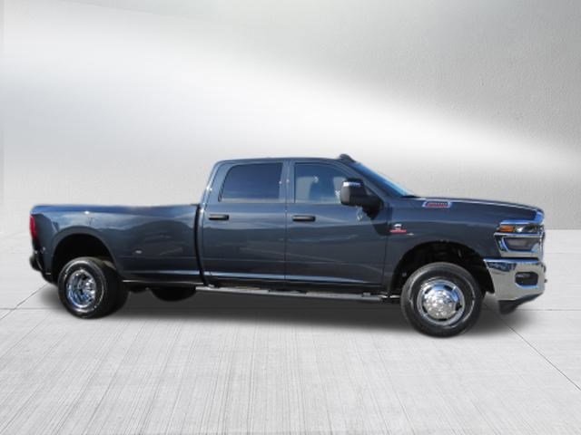 2026 Ram 3500 Tradesman photo 2