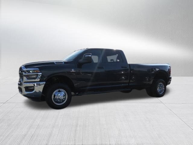 2026 Ram 3500 Tradesman photo 3