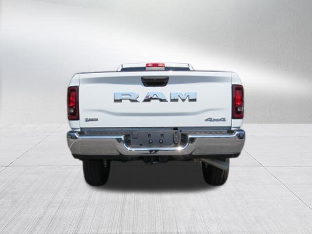 2026 Ram 2500 Tradesman photo 4
