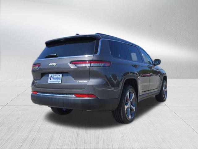 2025 Jeep Grand Cherokee Limited photo 3
