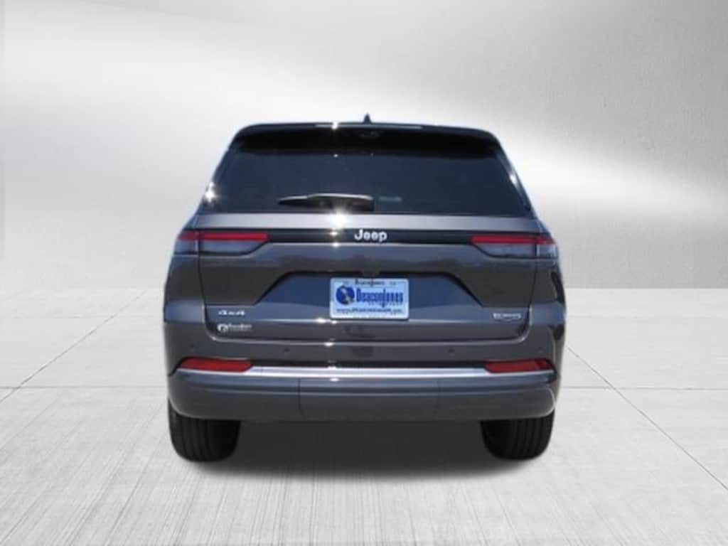 New 2026 Jeep Grand Cherokee Summit Sport Utility