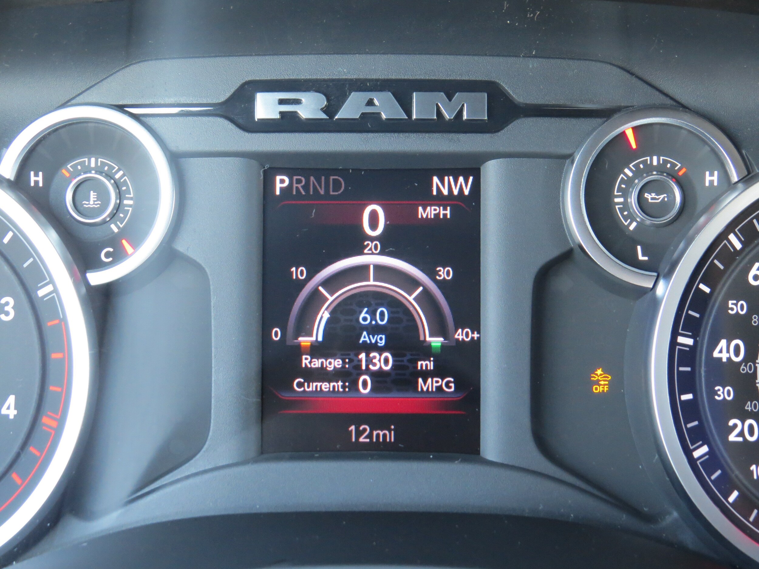 2026 RAM 3500 Chassis Tradesman - Photo 23