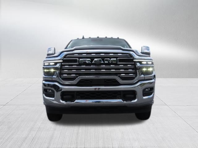 2025 RAM 3500 Limited - Photo 9
